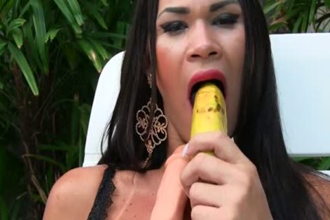 Sensual tgirl Erika Lee Masturbates With A Banana And Sticks A vibrator Up Her anal