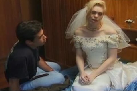 TS Juliana Di Primo (bride) With boyz..