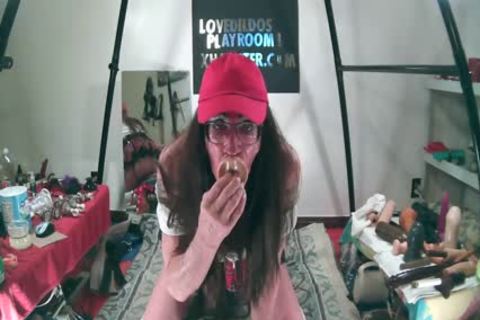 Bobbie waiting For A cock To Show Up.
