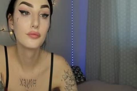 Full Tattoos German Transgirl Shows Off filthy Body
