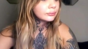 monstrous mangos lady-man With Full Tattoos Wanks Hard On cam