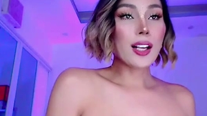 Masturbating Tranny Solos Reveal Themselves
